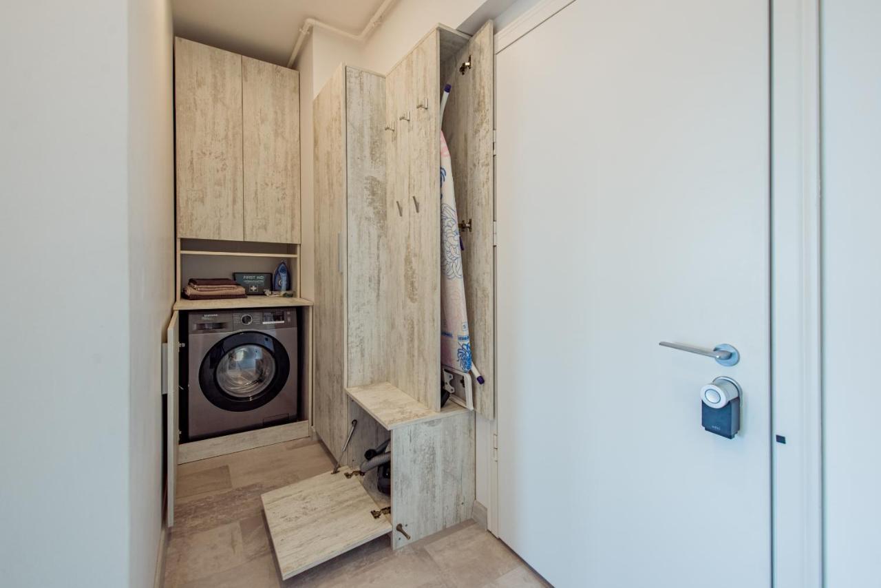 Cozy Penthousestudio Cityview W12 Bukarest Exterior foto